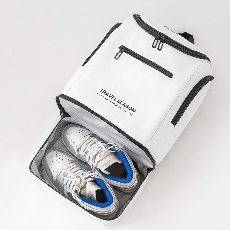 Lightweight Waterproof Tennis  - đánh giá và giá Badminton Question